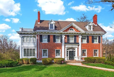 /international/us/1115-oakwood-avenue-oakwood-oh-110106959488/