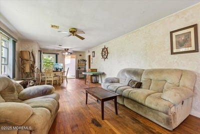 /international/us/10-windsor-terrace-neptune-city-nj-110099996202/