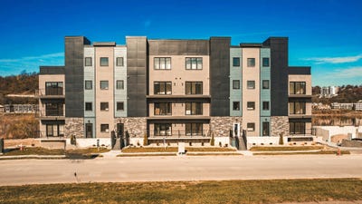 /international/us/739-manhattan-boulevard-dayton-ky-110100797064/