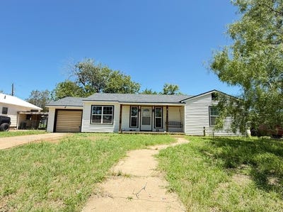 /international/us/426-e-14th-st-colorado-city-tx-110100972196/