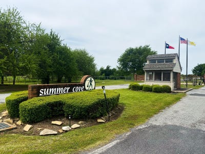 /international/us/111-summer-place-circle-pottsboro-tx-110109155805/