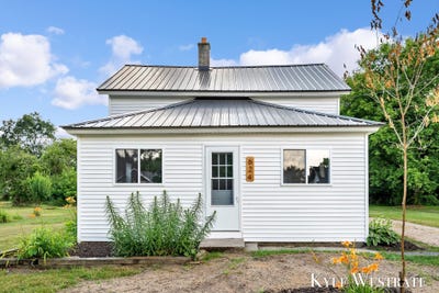 /international/us/624-orton-street-howard-city-mi-110100507374/