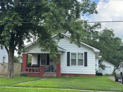 /international/us/512-s-new-madrid-street-sikeston-mo-110100313954/