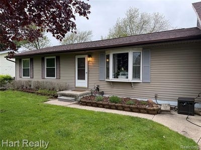 /international/us/4094-3rd-street-brown-city-mi-110108096002/