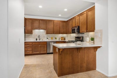 /international/us/16913-laurel-hill-ln-san-diego-ca-110108545710/