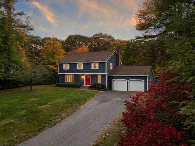 /international/us/13-river-bend-drive-kennebunk-me-110109845691/
