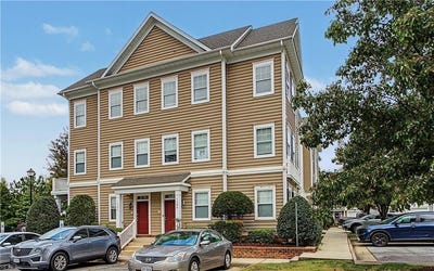 /international/us/1905-prosperity-court-williamsburg-va-110120624567/