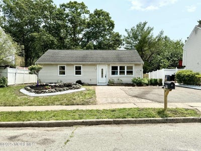 /international/us/23-longboat-avenue-barnegat-nj-110100131829/