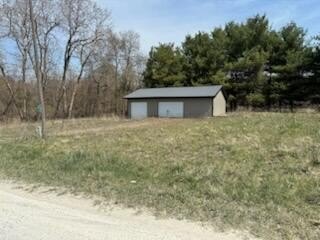 /international/us/5019-s-townhall-road-sheridan-mi-110102416913/