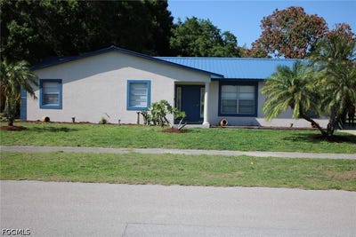 /international/us/111-e-sugarland-circle-clewiston-fl-110108448076/