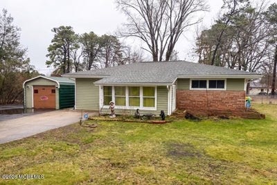 /international/us/2-coosa-trail-browns-mills-nj-110107810596/