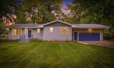 /international/us/727-tanglewood-drive-shoreview-mn-110120065510/