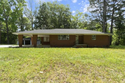 /international/us/9305-hwy-365-s-little-rock-ar-110100375633/