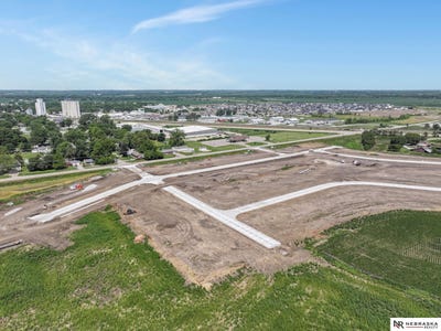 /international/us/15340-werner-street-waverly-ne-110101727575/