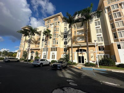 /international/us/199-ave-palma-real-guaynabo-pr-110106526355/