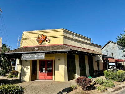 /international/us/191-main-street-murphys-ca-110100775662/