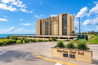 /international/us/1400-ocean-drive-corpus-christi-tx-110110422727/