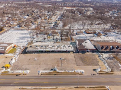 /international/us/1204-1208-n-7-highway-pleasant-hill-mo-110097867052/