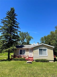 /international/us/3567-coveview-drive-hill-township-mi-110109296187/