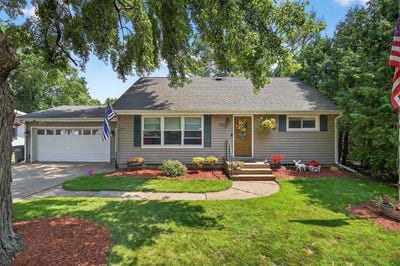 /international/us/320-18th-street-north-wisconsin-rapids-wi-110101342842/?lang=en
