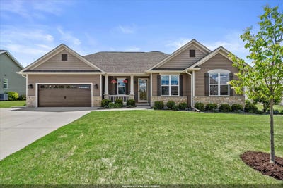 /international/us/335-deer-meadow-drive-fredonia-wi-110109004209/