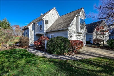 /international/us/2975-waterford-drive-twinsburg-oh-110103534547/