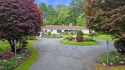 /international/us/15-lockwood-ln-topsfield-ma-110107481183/