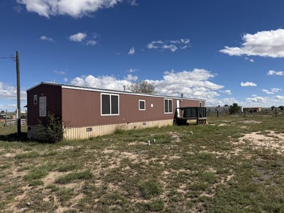 /international/us/104-echo-ridge-road-moriarty-nm-110120531899/