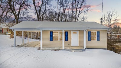 /international/us/140-e-main-street-flemingsburg-ky-110105396464/