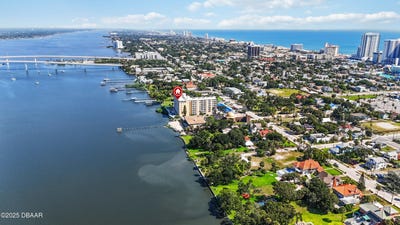 /international/us/145-n-halifax-avenue-daytona-beach-fl-110101271994/?lang=en