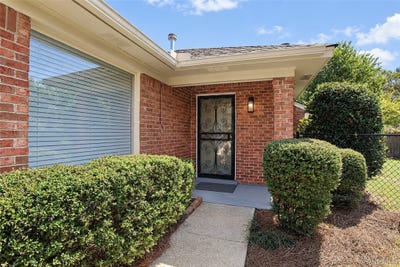 /international/us/4024-chambers-place-montgomery-al-110120043447/