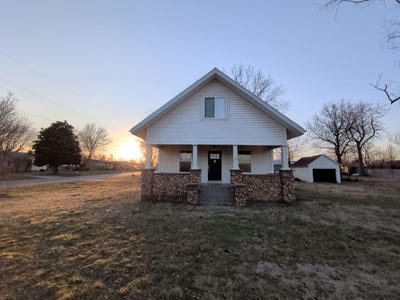 /international/us/119-s-1st-street-goodman-mo-110108020698/