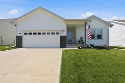 /international/us/1086-deveron-drive-council-bluffs-ia-110108871609/