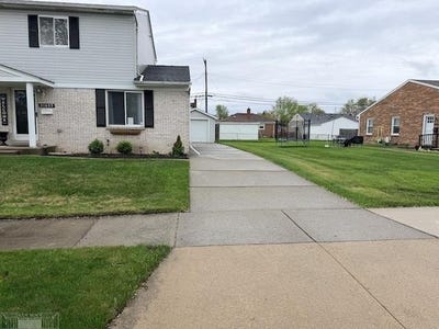 /international/us/31635-couchez-street-saint-clair-shores-mi-110107735857/