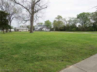 /international/us/720-mulvane-street-newcomerstown-oh-110099911372/