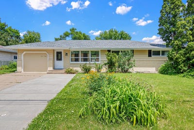/international/us/1640-7th-street-nw-new-brighton-mn-110109111239/