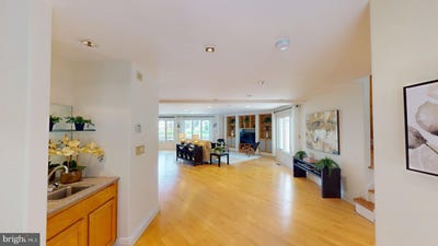 /international/us/22-slayback-drive-princeton-junction-nj-110100520196/?lang=zh-tw