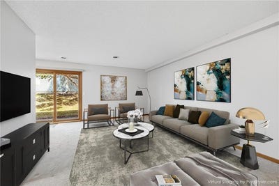 /international/us/6242-magda-drive-maple-grove-mn-110107081676/