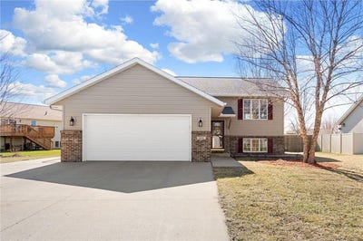/international/us/604-st-andrews-drive-mankato-mn-110107226599/