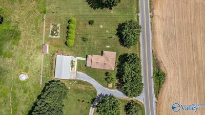 /international/us/8971-county-road-14-flat-rock-al-110101026170/