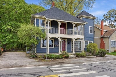 /international/us/192-washington-road-barrington-ri-110108032175/