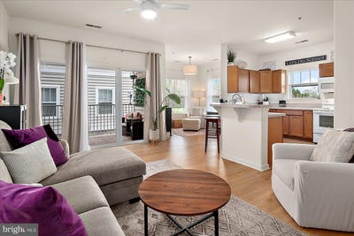 /international/us/4702-summer-brook-way-milford-de-110107318840/