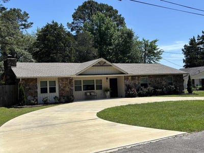/international/us/419-n-15th-st-heber-springs-ar-110102366064/