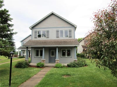 /international/us/1415-interstate-ave-saint-croix-falls-wi-110108740281/