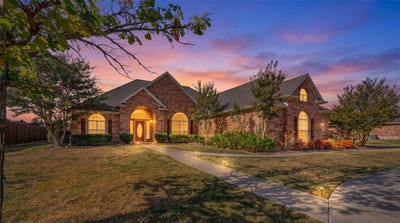 /international/us/1198-e-oaklawn-drive-talty-tx-110120053672/