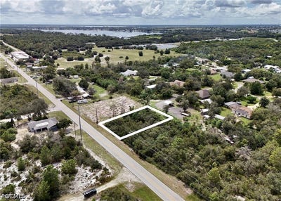 /international/us/204-hallmark-avenue-lake-placid-fl-110120080002/