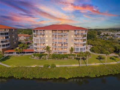 /international/us/6100-jessie-harbor-drive-osprey-fl-110107760819/
