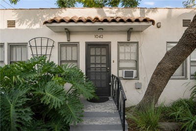 /international/us/1042-w-57th-street-los-angeles-ca-110109957035/