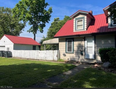 /international/us/1920-17th-street-sw-akron-oh-110108635660/