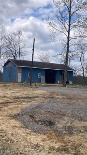/international/us/7585-dietrick-hill-road-philo-oh-110108356337/